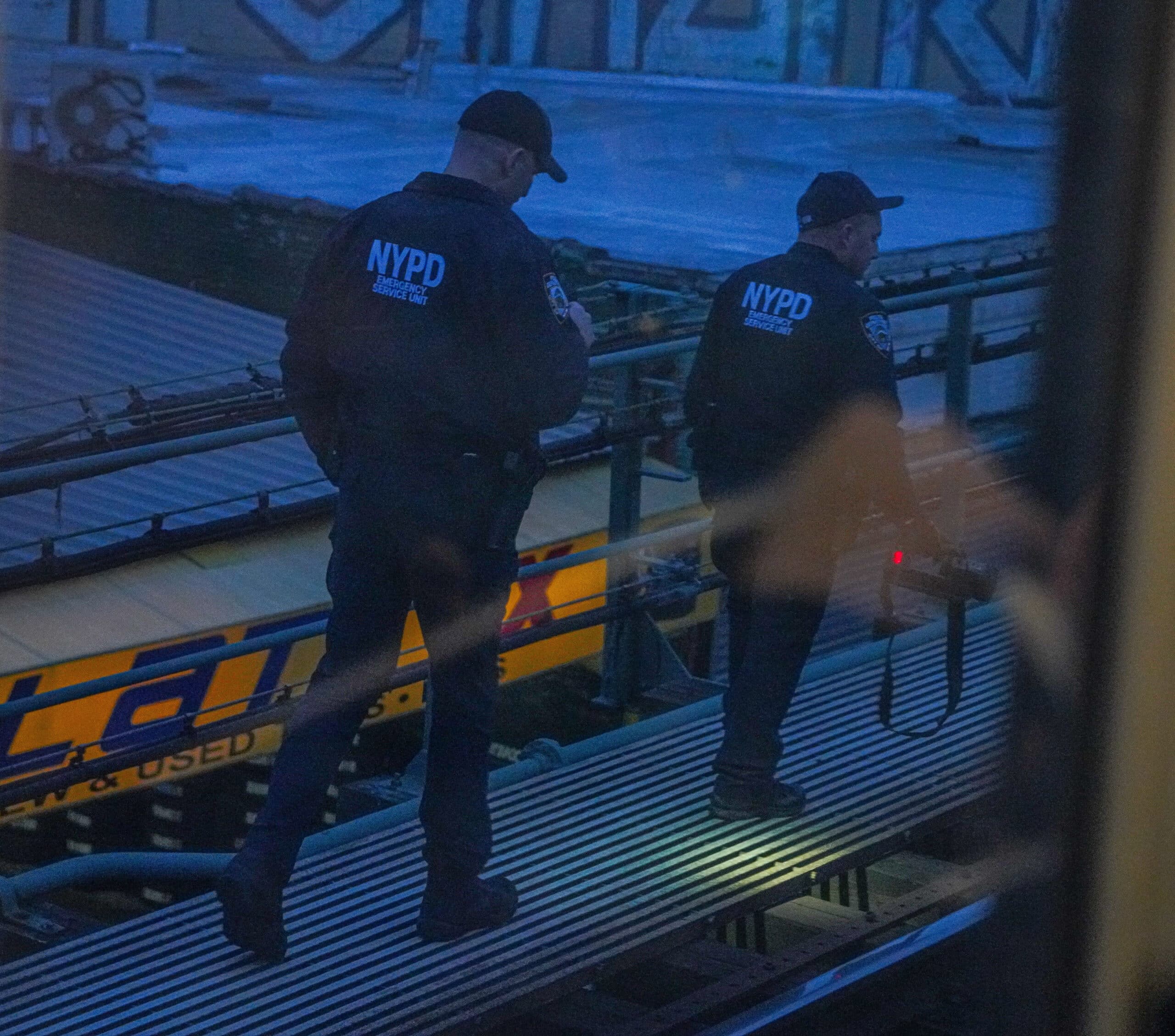 Bronx police investigate subway shooting