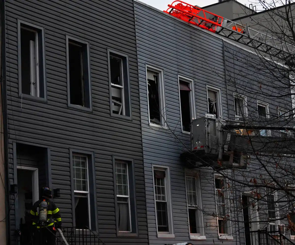 Brooklyn fire injures two and leaves several others displaced 2