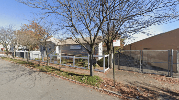 The scene outside of 475 Grandview Ave. in Staten Island, where the antisemitic attack took place.