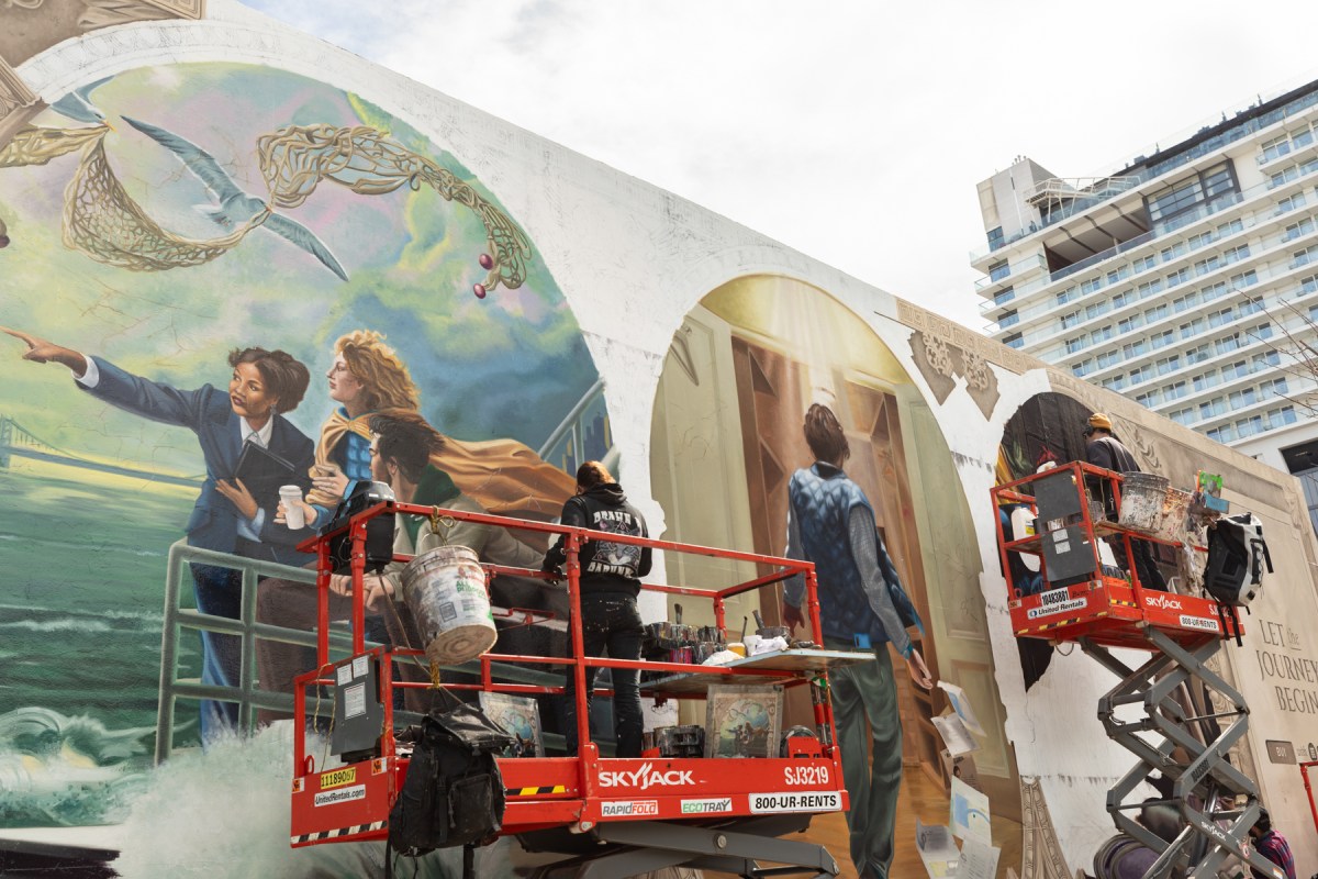 StreetEasy's new campaign brings The Met to the streets of NYC, exploring the journey of homebuying 6