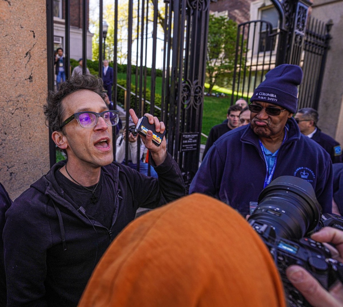 Columbia University protest: Professor organizing pro-Israel rally denied campus access as pro-Palestine demonstrators rebuff allegations of antisemitism 7 Columbia University protest