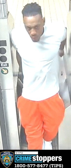 a man wearing orange pants accused of possible hate crime in Uptown subway station 