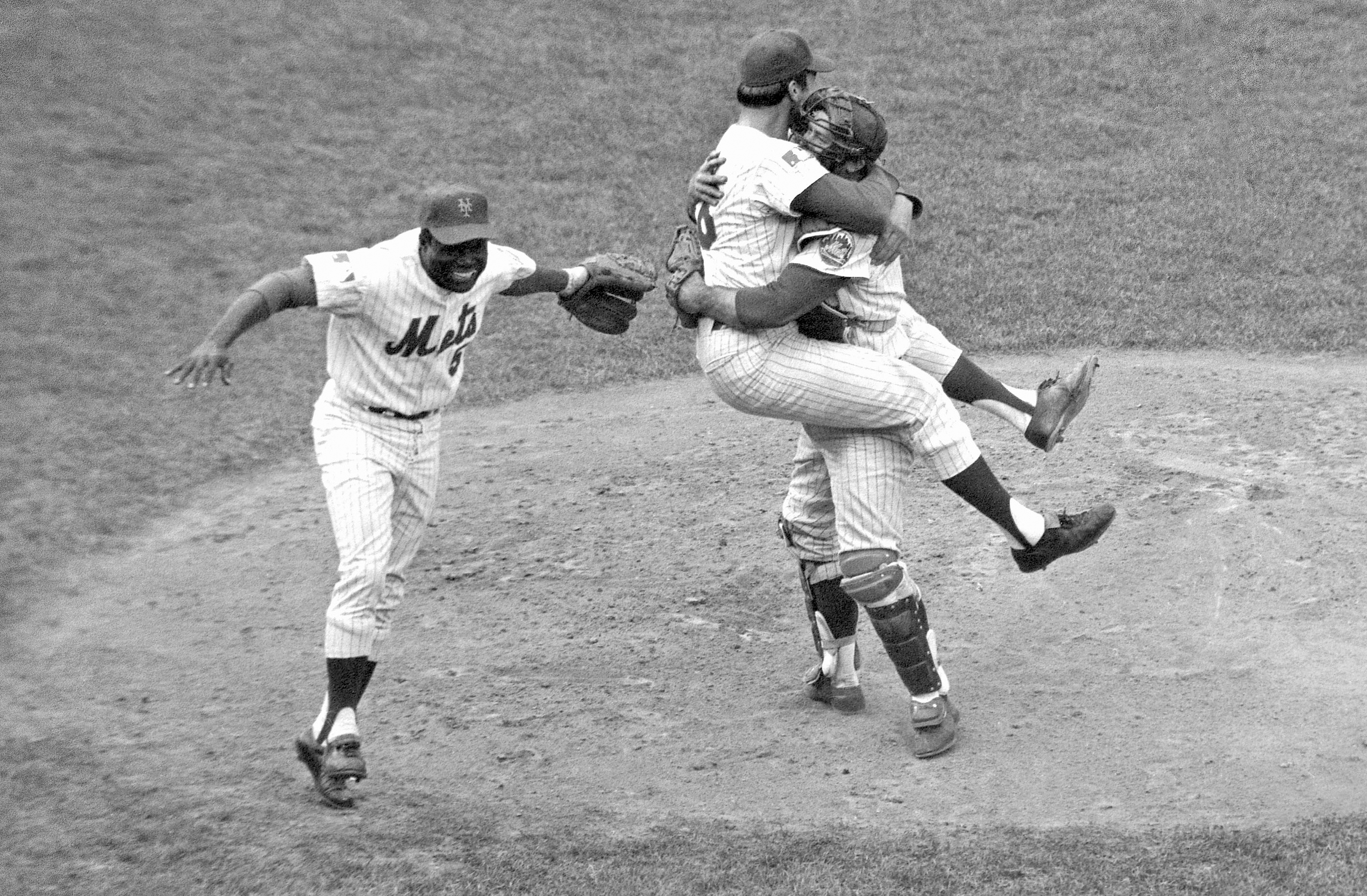 Jerry Grote, Mets Hall of Famer and 1969 World Series champ, dies at 81 2 1969 Mets