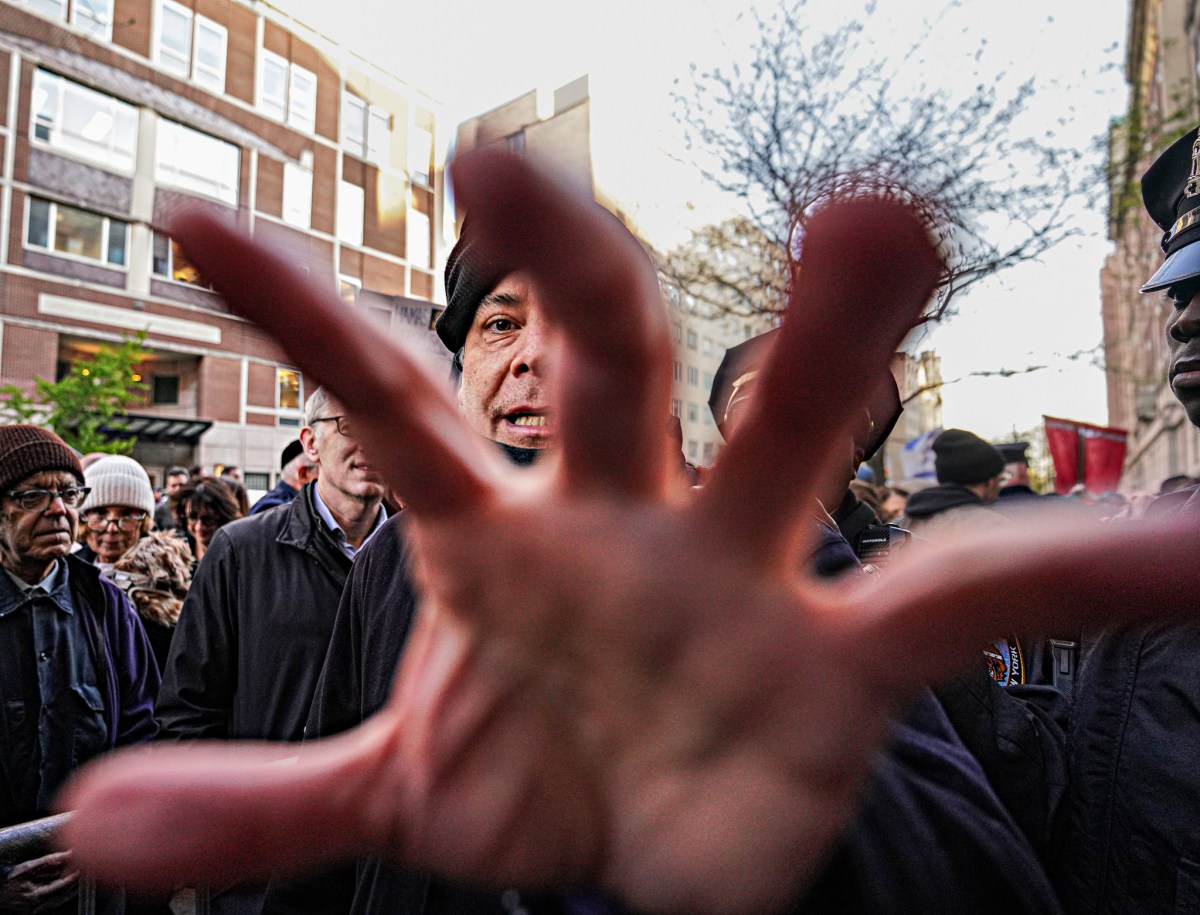 Pro-Israel demonstrators and pro-Palestine protesters clashed