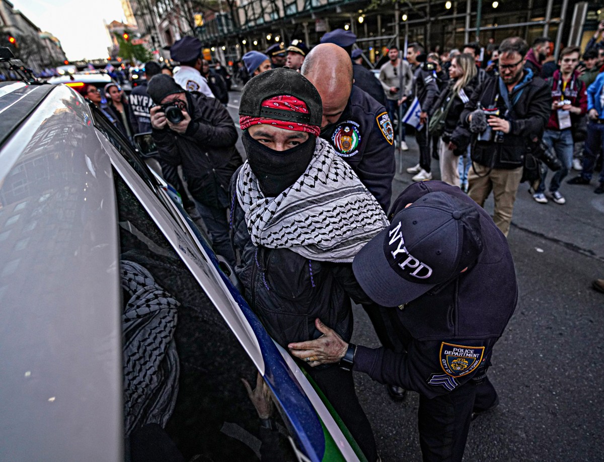 Pro-Israel demonstrators and pro-Palestine protesters clashed