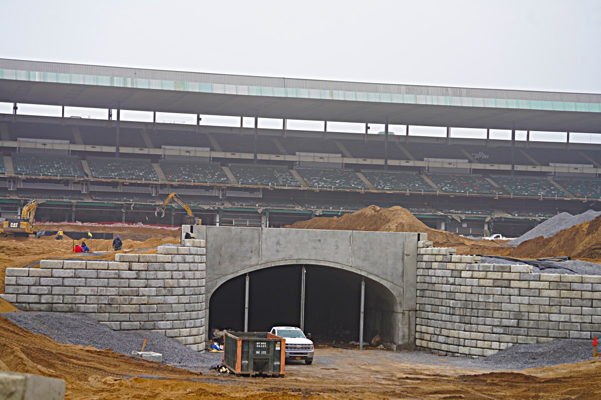 tour demolition construction