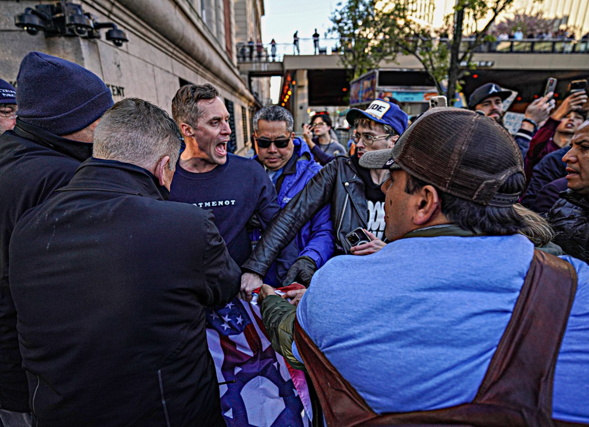 Pro-Israel demonstrators and pro-Palestine protesters clashed