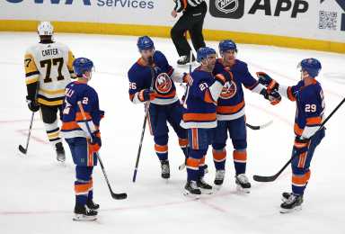 Islanders Penguins Kyle Palmieri