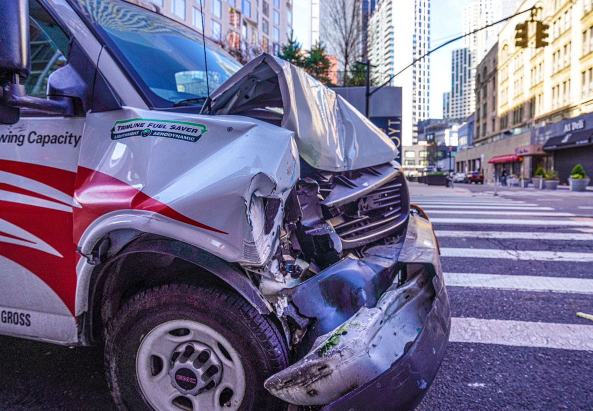 Downtown Brooklyn crash between U-Haul truck, bus leaves 15 injured 2