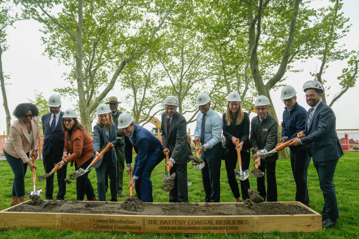 Groundbreaking of Battery Park climate change construction project