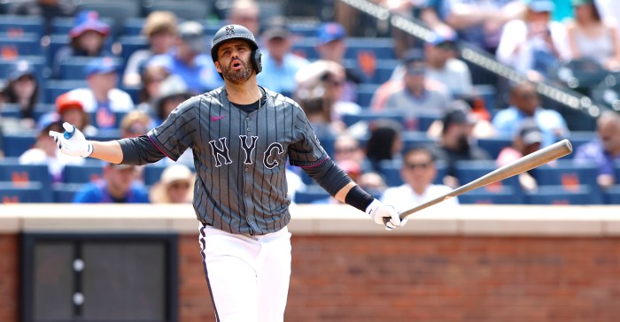 Mets JD Martinez reacts to being struck out