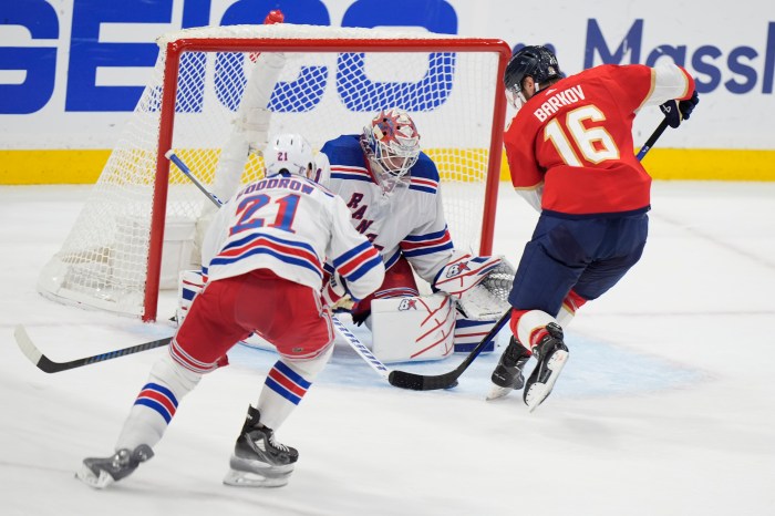 Rangers goalie Igor Shesterkin makes save against Panthers in playoffs