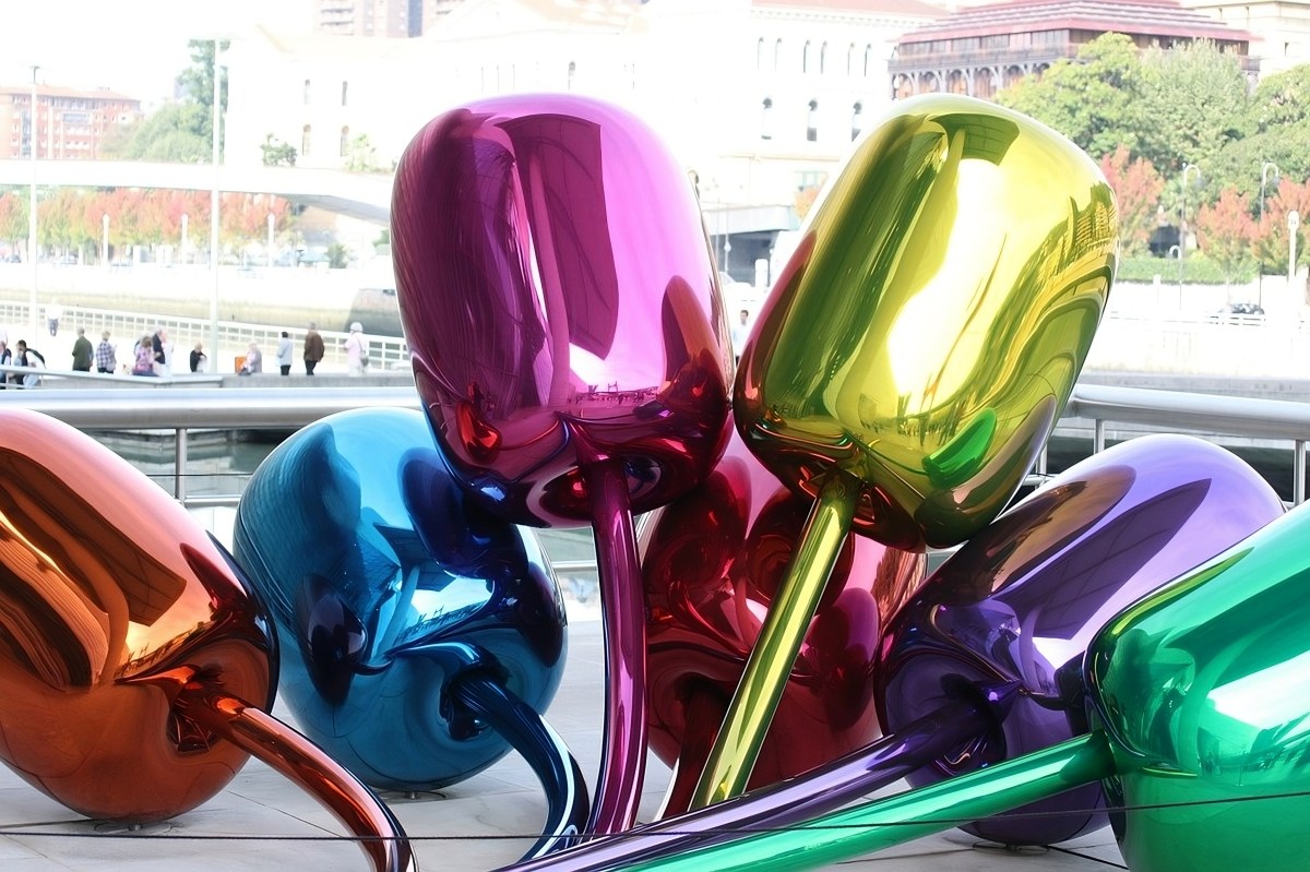 Tulips by Jeff Koons