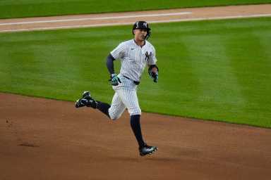 Giancarlo Stanton injury yankees
