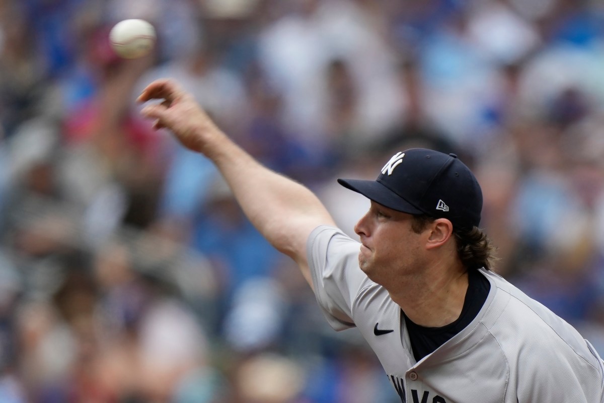 Yankees Gerrit Cole pitching
