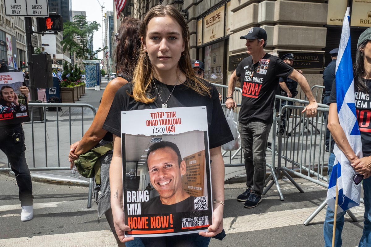Bittersweet Salute to Israel Parade focuses on four words: Bring the hostages home 13