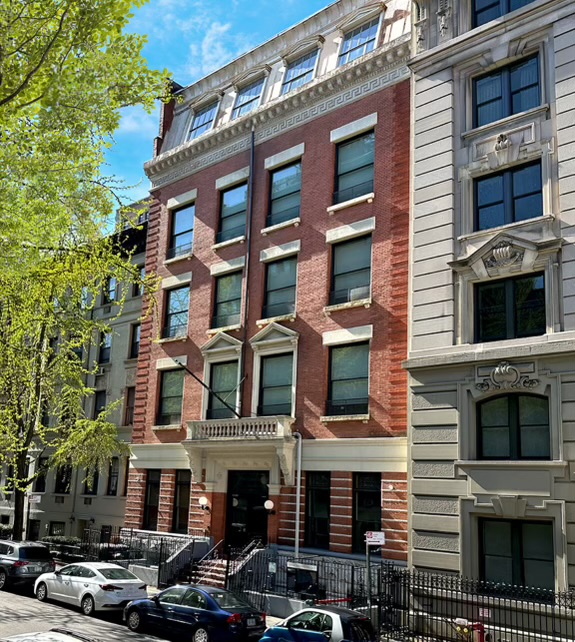 Why Upper West Side residents say they were misled about upcoming homeless shelter 5 a building this is planned to become a homeless shelter on Upper West Side in Manhattan in the daytime
