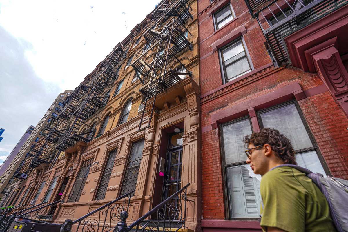 Experts warn of deteriorating rent-stabilized housing stock as NYC Rent Guidelines Board weighs hikes 2 Rent-stabilized apartments in NYC