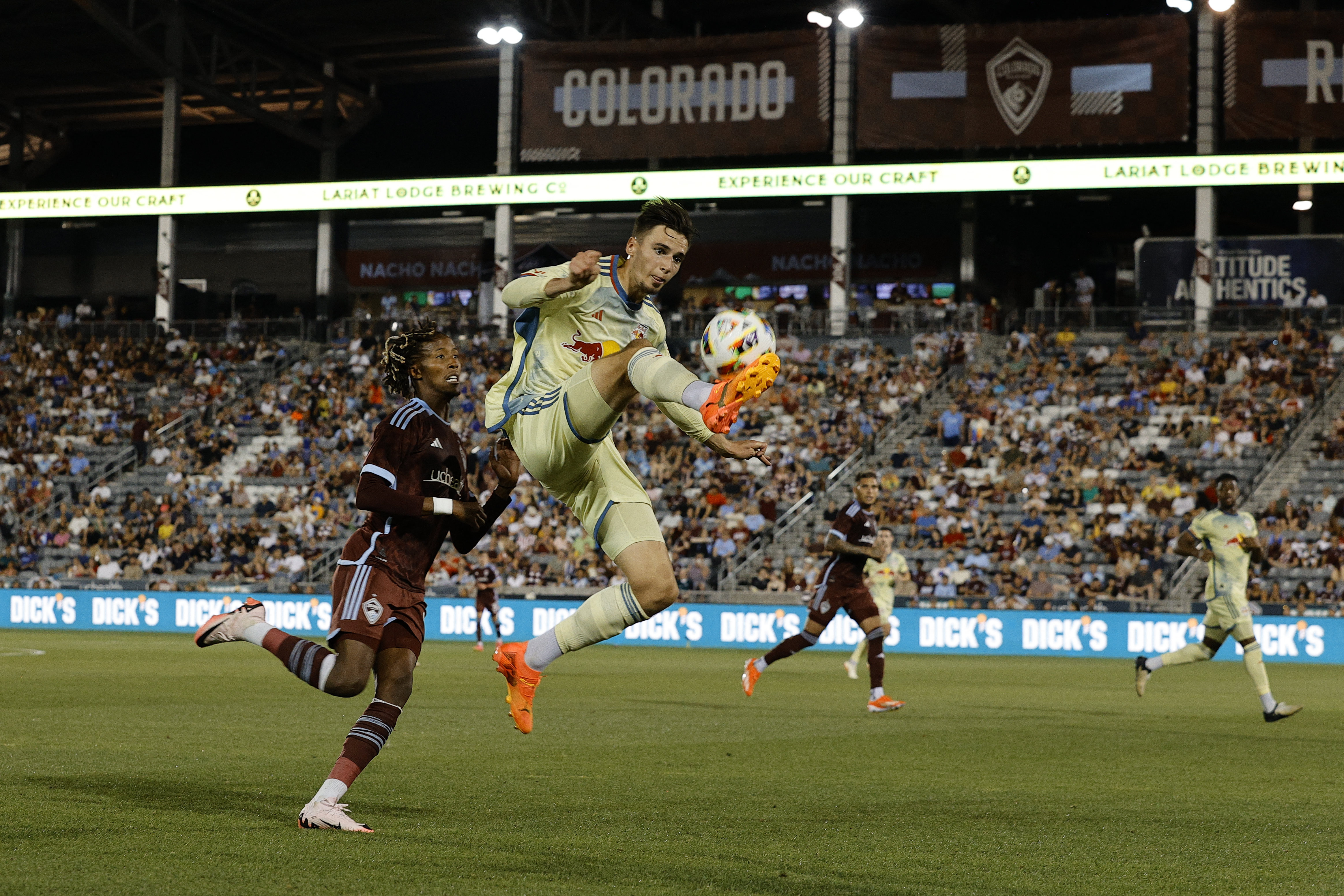 EXCLUSIVE: Noah Eile talks move to Red Bulls, becoming one of best young center-backs in MLS 3