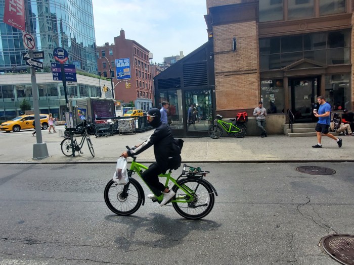 NYC seeks to allow e-bike charging in front of thousands of buildings 5