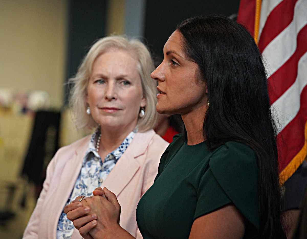 Silent killer: Gillibrand pushing for federal action to help veterans coping with brain damage related to 'blast overpressure' 5