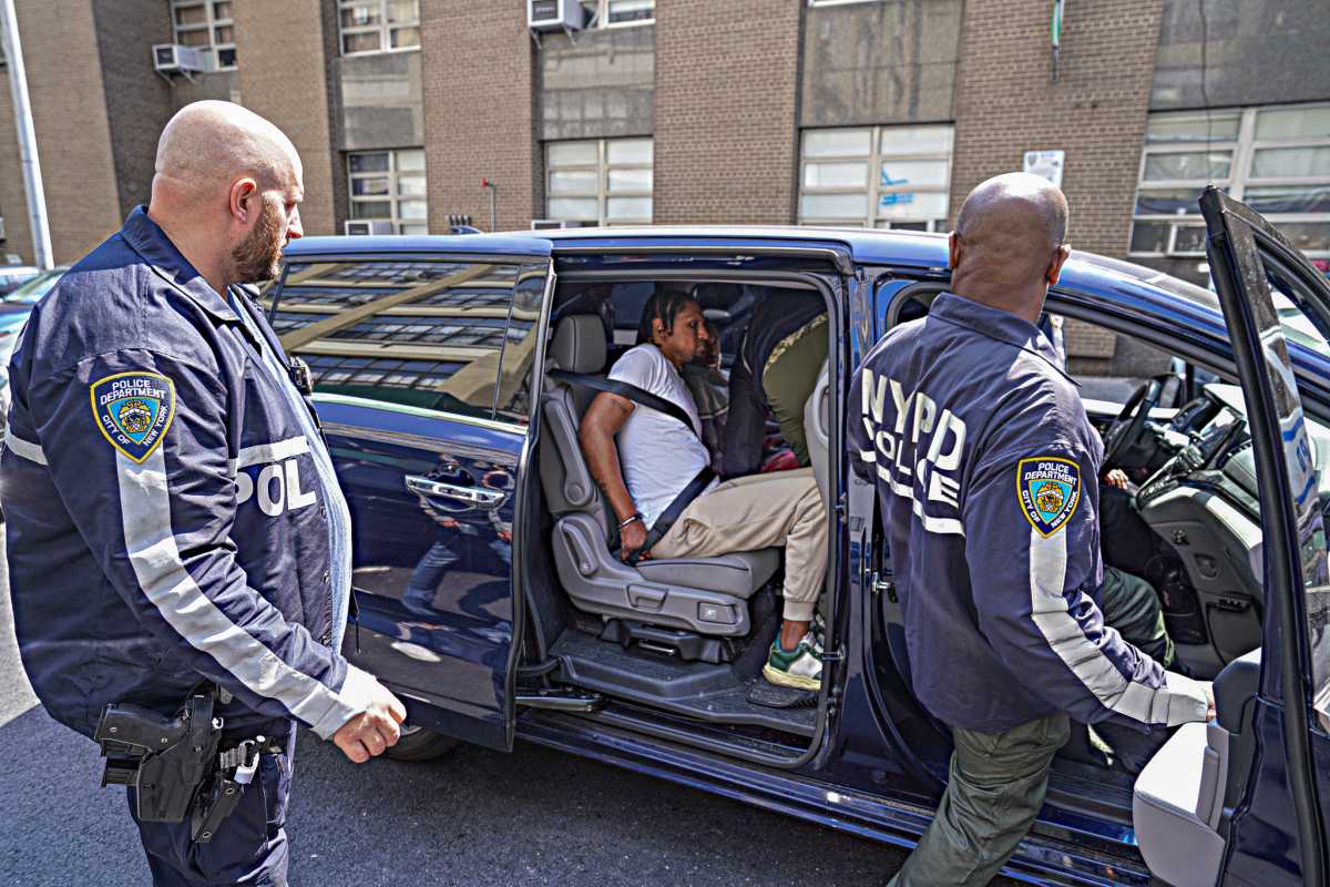 Police arrested criminals