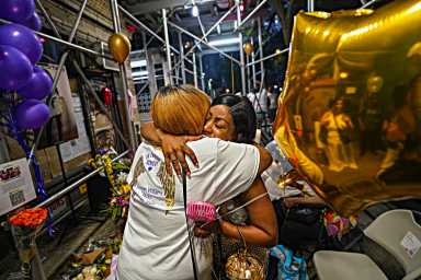 The family and friends of Yazmeen Williams, who was found dead in a sleeping bag in Kips Bay last week, remembered her as a loving person with lofty ambitions during a tearful vigil on Saturday night.
