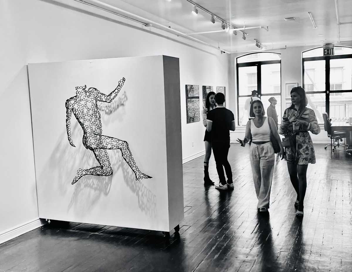 Jasmine Arakel and Mariana Kaliner -- sculpture by Ranier Lagemann.
