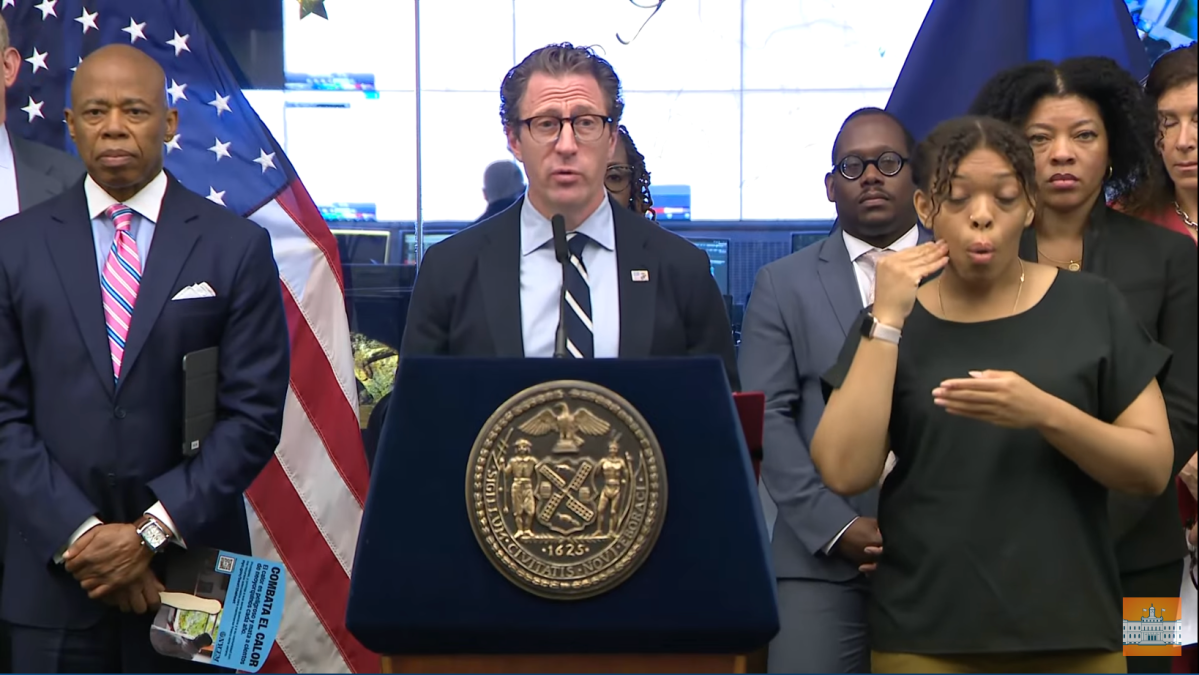 Latest NYC heat wave: New Yorkers urged to conserve energy as temperatures will feel like over 100 degrees this week 4 NYC officials at a podium address NYC heatwave