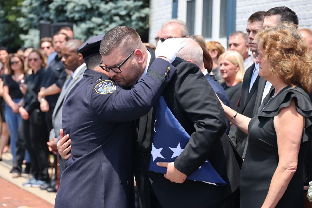 Queens cop killed by alleged drunk driver laid to rest on Long Island 7