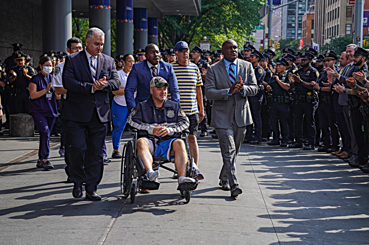 'I feel good' NYPD Sergeant shot in Lower Manhattan by alleged gang member released from hospital 2