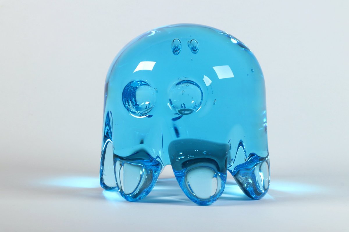 Crystal-clear statements: Dylan Martinez creates glass sculptures out of unique fire and form 3 Large Inky Ghost by Dylan Martinez
