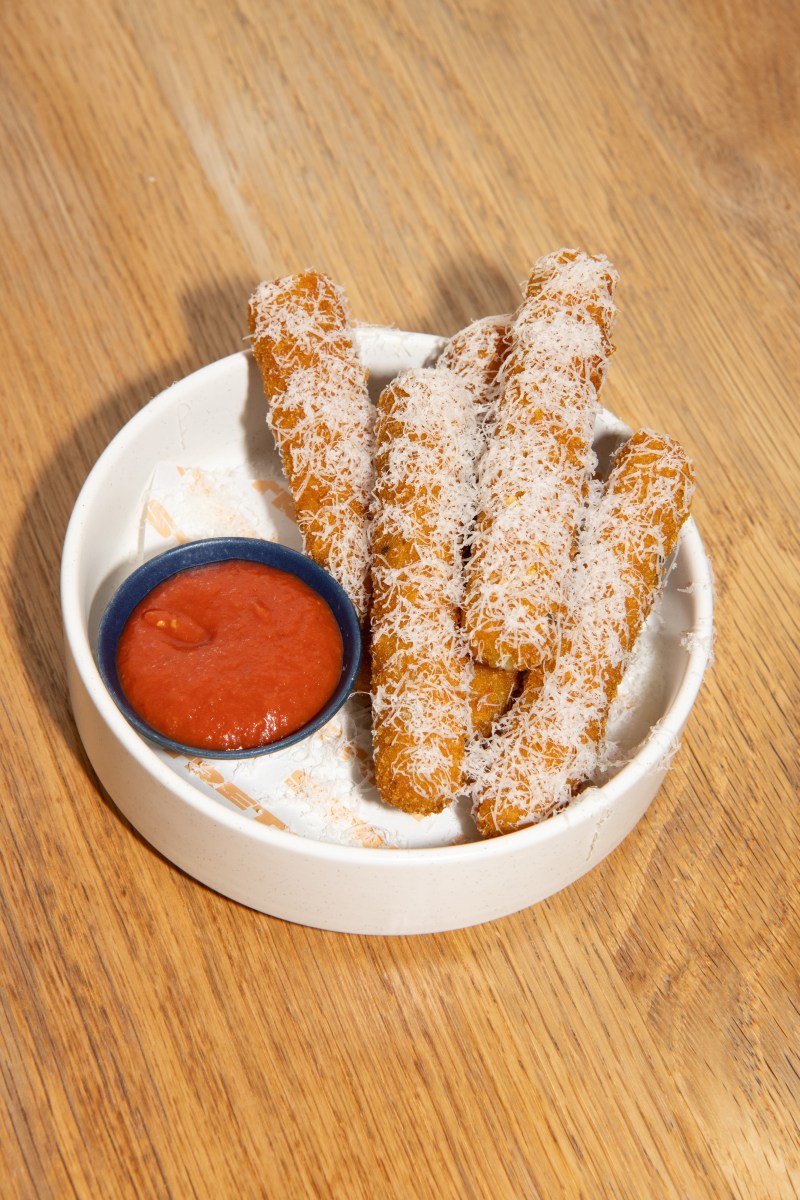 Stretching beyond pizza: Flatiron's Stretch Pizza launches brand-new bar menu 3 Stretch Pizza's Mozzarella Sticks
