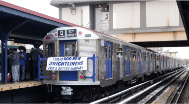 An R32 Brightliner train at Brighton Beach in 2022, before one of the train's final rides pre-retirement.