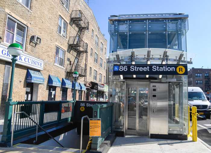 Subway Elevator
