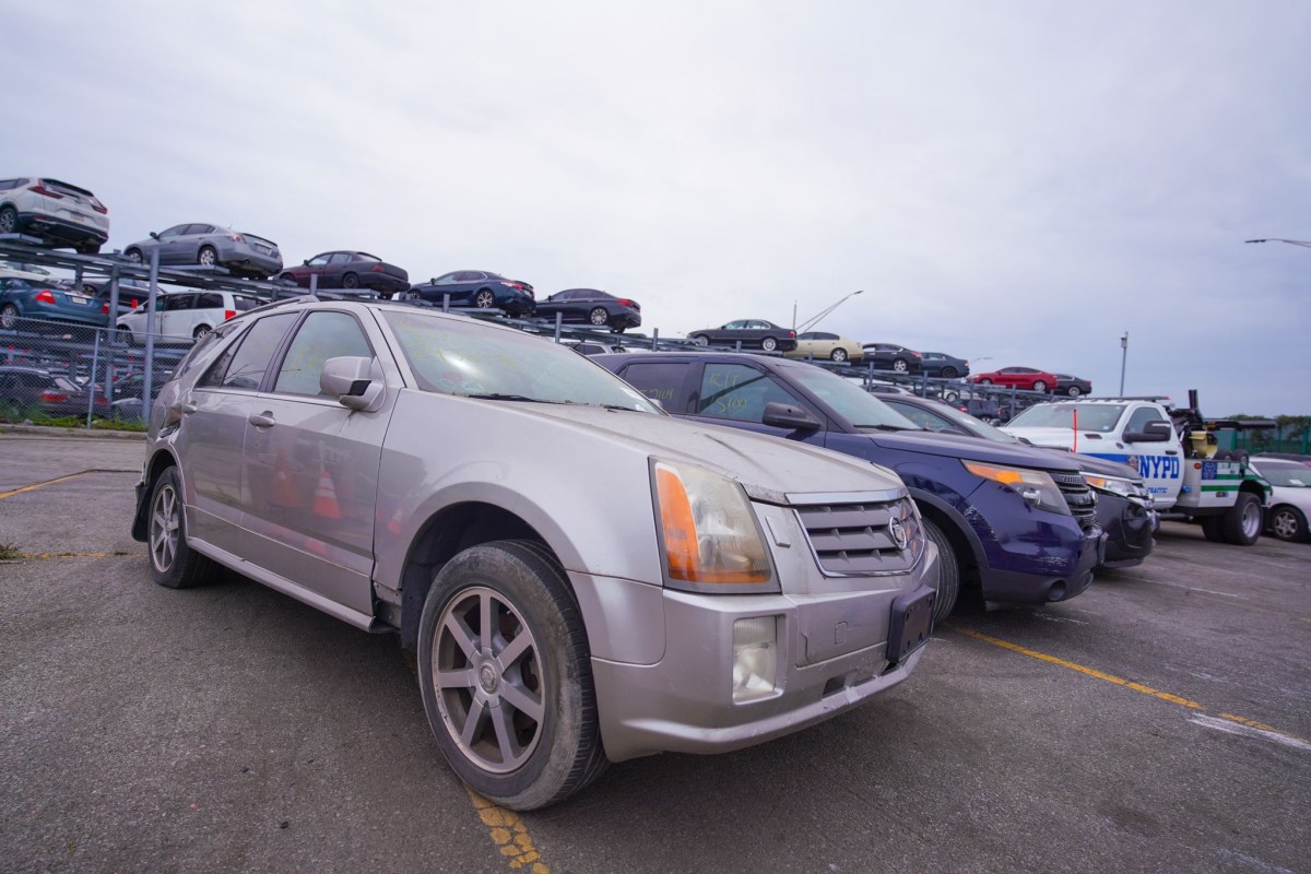 'They're a pain in the a$$!' Mayor Adams, NYPD roll out latest effort to crack down on ticket-evading 'ghost cars' 4