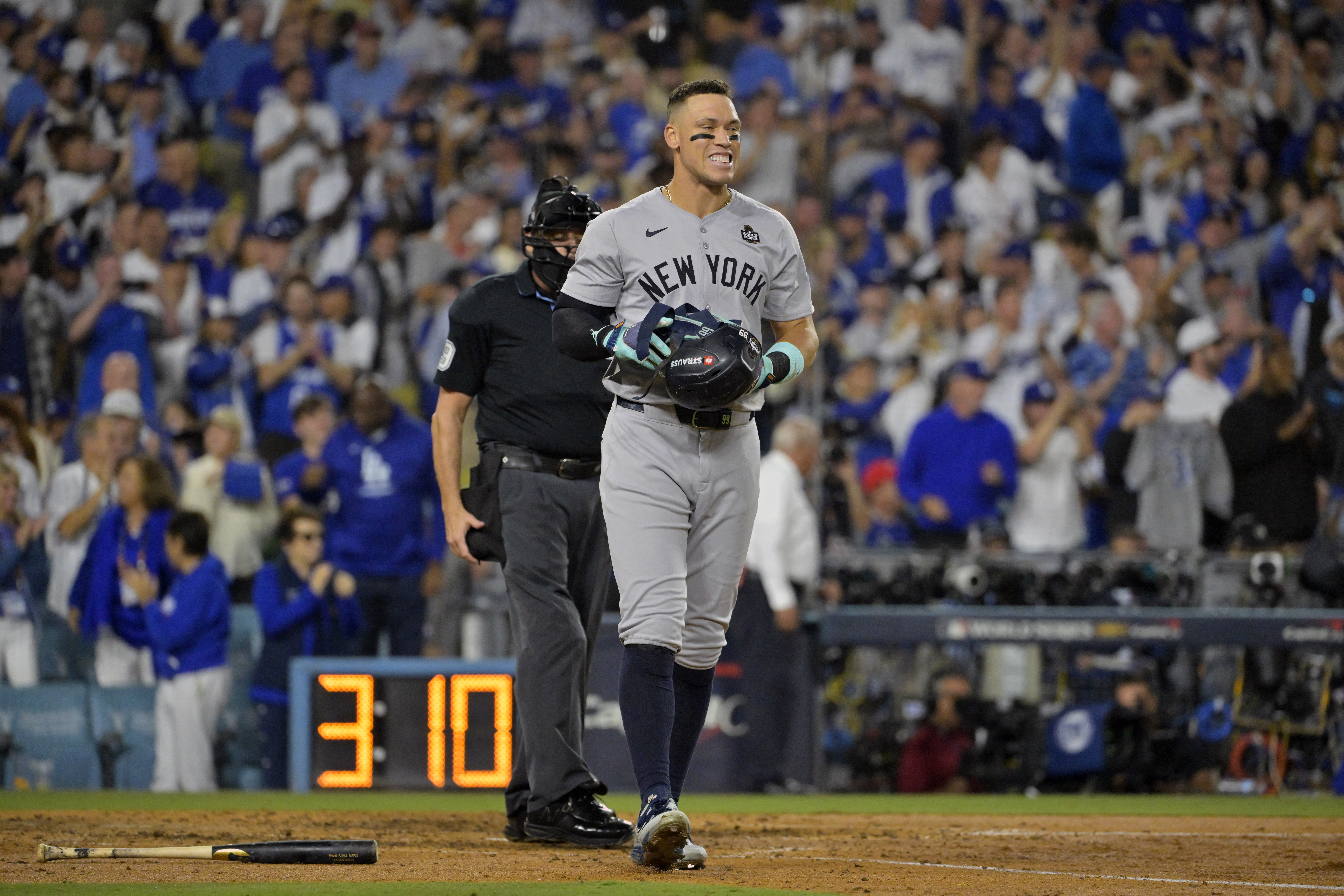Aaron Judge Struggles in World Series, Aims for Comeback Aaron Judge Struggles in World Series, Aims for Comeback