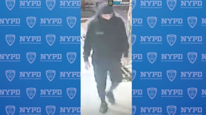 2 men shot during attempted robbery in the Bronx; perps get away on moped 2 suspect wearing all black wanted for allegedly shooting two men in the Bronx