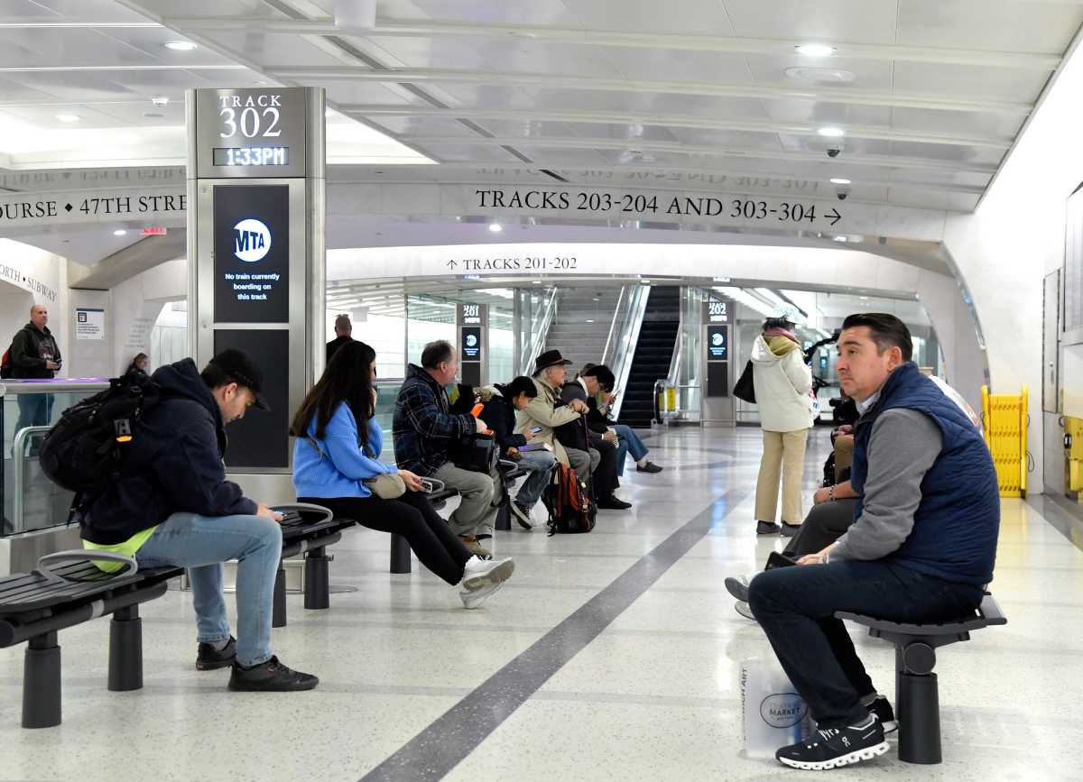 The MTA has added benches at Grand Central Madison after complaints that the gleaming new terminal had nowhere to sit.