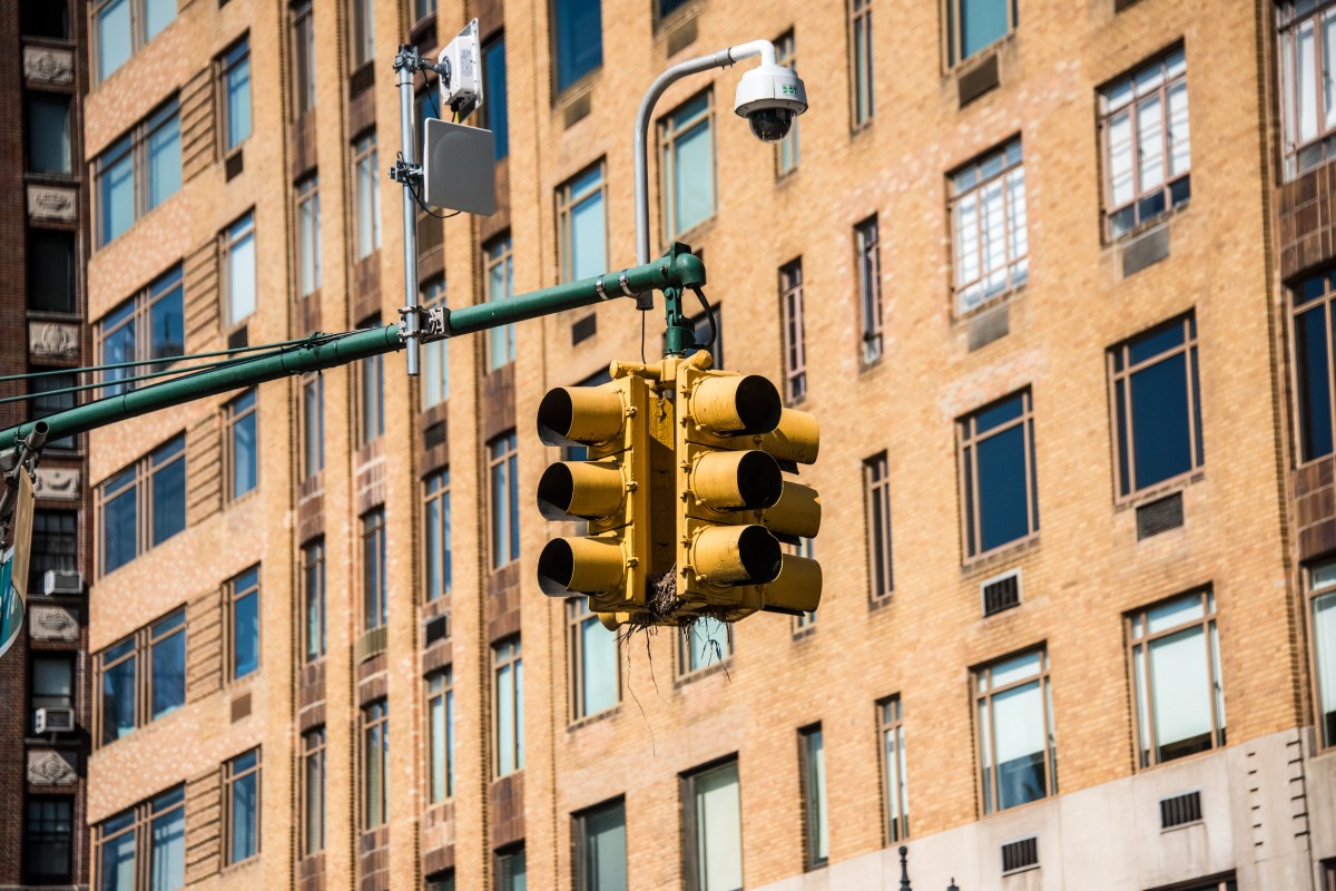 NYC to get historic increase in red light cameras around the 5 boroughs 2 Red light camera in Manhattan