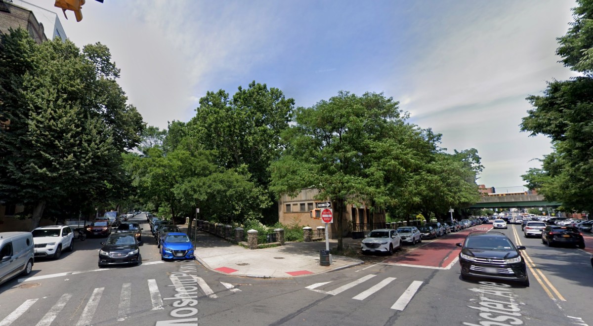 Woman raped in Bronx just a block away from local police precinct: cops 2 Scene of Bronx rape