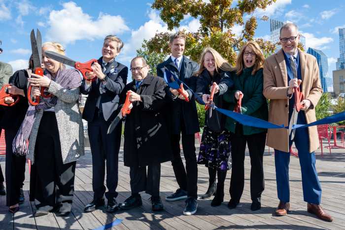 Elected officials and Hudson River Park Trust representatives celebrated the ribbon-cutting of Pier 97. Photo by Gabriele Holtermann
