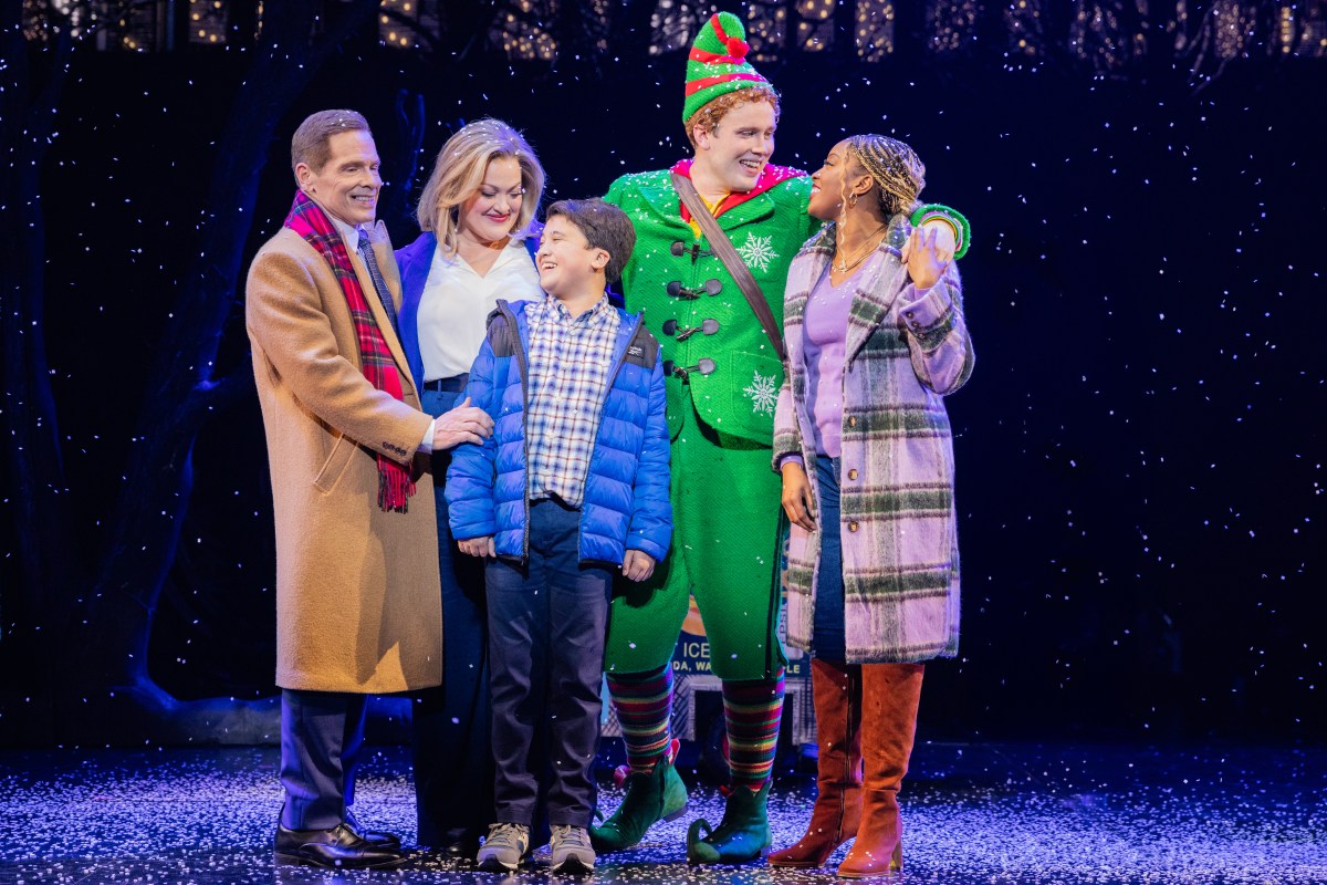 Review | 'Elf' revival more nice than naughty for holidays 3