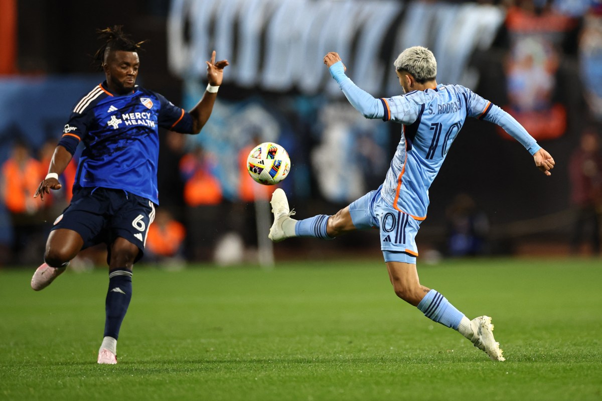 NYCFC knots up playoff series, beats FC Cincinnati with gutsy effort at Citi Field 2 NYCFC player kicks ball