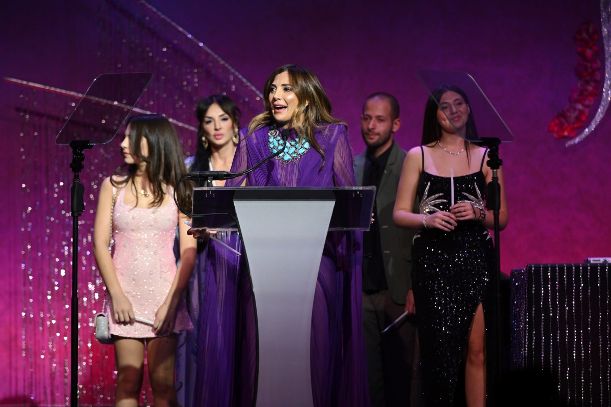 Angel Ball in NYC raises almost $3 million for cancer research 4