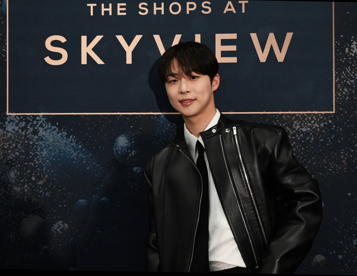 South Korean actor Bae In-Hyuk discusses his first visit to the US and celebrating Singles Day in Queens 5 Bae In-Hyuk
