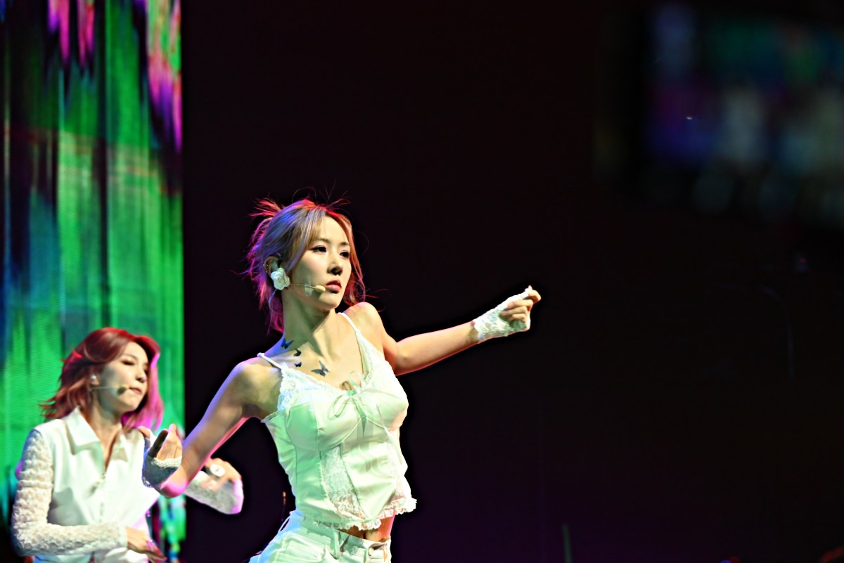 South Korean girl group Dreamcatcher rocks Brooklyn’s Kings Theatre 3
