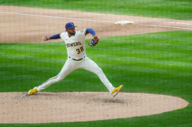Devin Williams trade Yankees