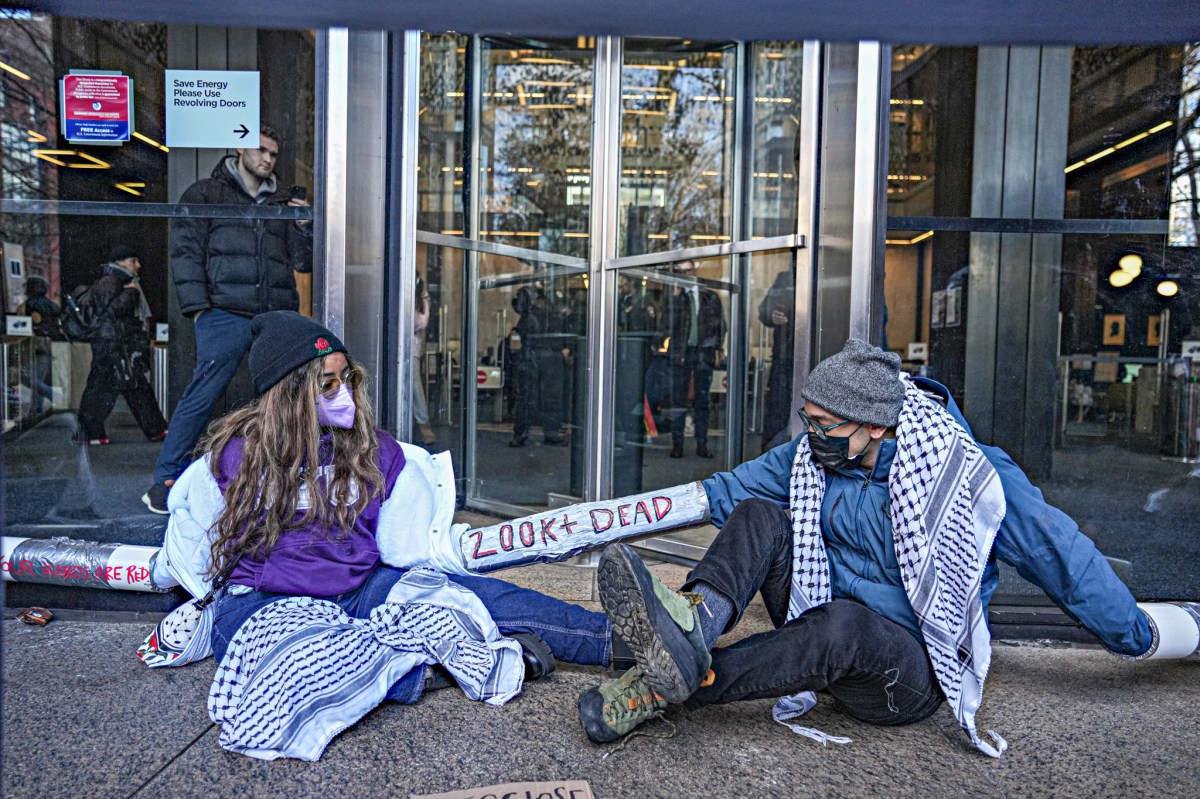 NYU students and professors cuffed after blocking library during latest pro-Palestine protest 4
