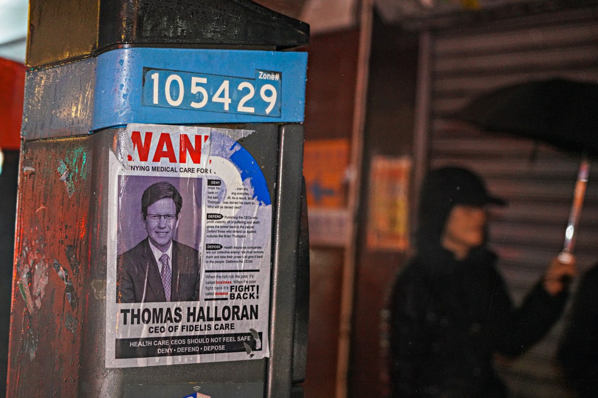 CEO wanted poster in Manhattan following Midtown assassin